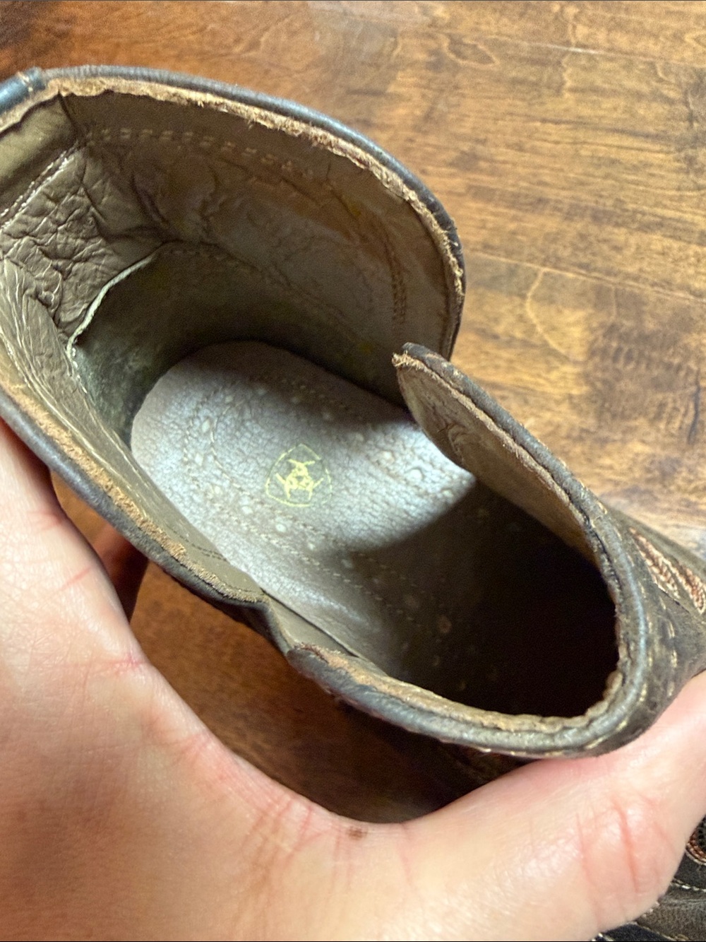 Ariat Women's Dixon Weathered Western Booties, size 8 - Picture 7 of 8